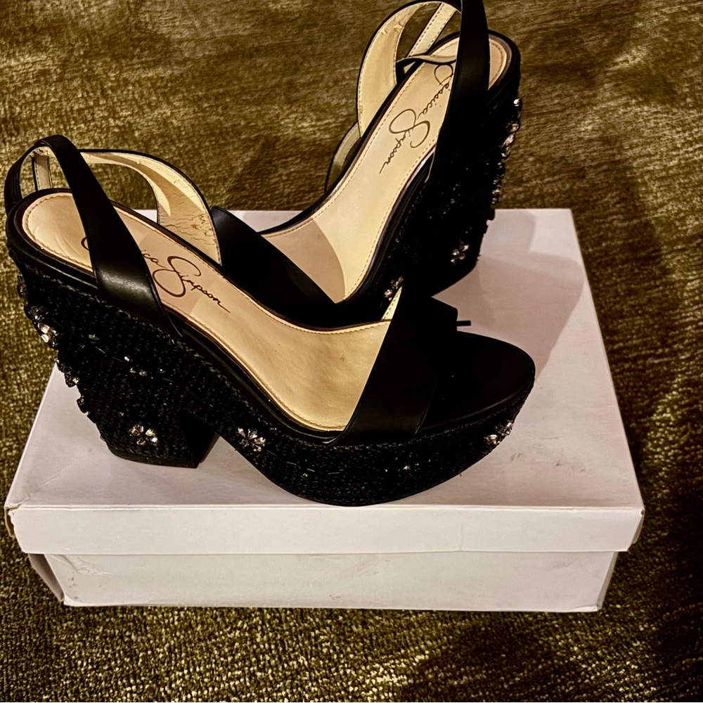 Elegant Black Platform Sandals